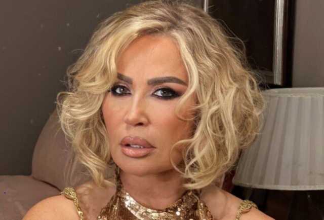 «أحبته بجنون».. إيناس الدغيدي تعلق على أزمة بوسي شلبي وأبناء محمود عبد العزيز