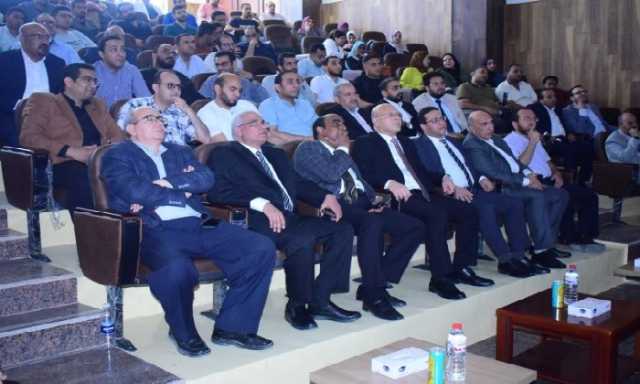 رئيس جامعة سوهاج يفتتح المؤتمر الأول لأمراض الأوعية الدموية المخية بالجامعة