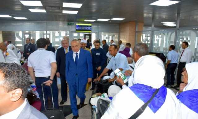 محافظ الأقصر يودع حجاج الفوج الخامس لقرعة وزارة التضامن الاجتماعي