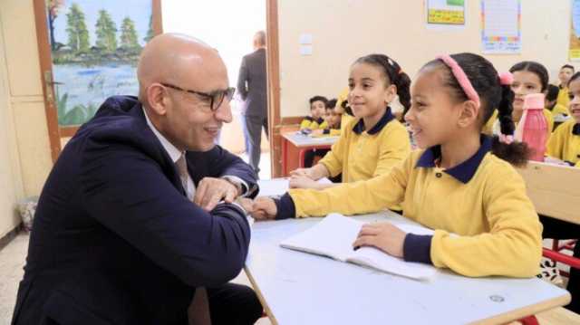 جولة مفاجئة لوزير التعليم في 3 مدارس بإدارة الحوامدية في الجيزة