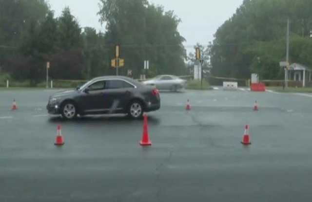 ليس حادثا إرهابيا.. تفاصيل إطلاق النار على سيدة في محيط المخابرات الأمريكية