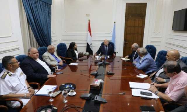 محافظ القاهرة يستعرض مقترحات تطوير شوارع مصر الجديدة
