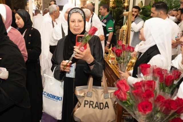 غرفة عمليات بعثة حج الجمعيات الأهلية تنهي استعداداتها لمراجعة خطة التصعيد إلى عرفات