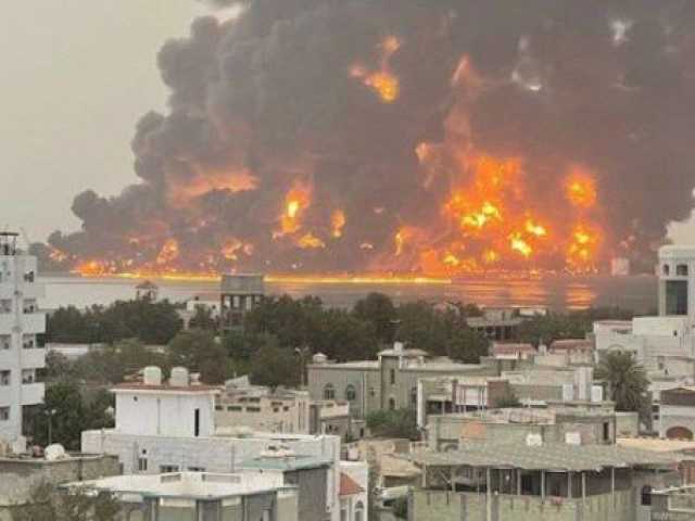 بعد استهداف 3 موانئ.. إعلام عبري: انتهاء الهجمات على اليمن