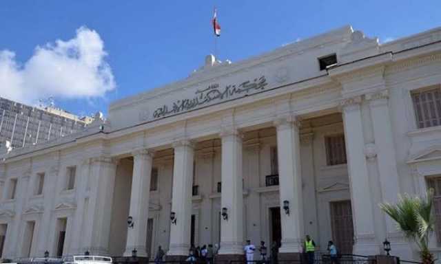 نيابة رمل أول تستمع لشهود العيان في اتهام مدرس بهتك عرض 3 طالبات بالإسكندرية
