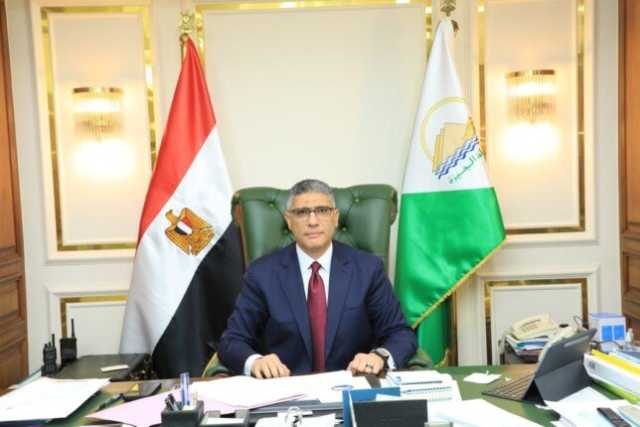 محافظ الجيزة: استلام ١١٠ آلاف طن من القمح المحلي بمواقع التخزين