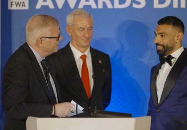محمد صلاح: أريد أن أكون أول لاعب يفوز بجائزة رابطة الكتاب 4 مرات