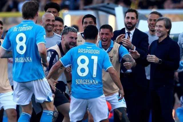 نابولي يفوز على ليتشي ويعزز صدارته للدوري الإيطالي