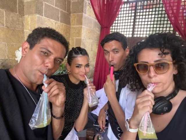 «مخرجة» فيلم إن غاب القط: ليه نصور في درجة حرارة 40