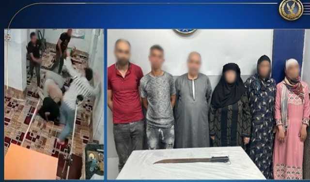 فيديو أشعل السوشيال ميديا.. «الداخلية» تكشف ملابسات مشاجرة في مسجد بالحرفيين