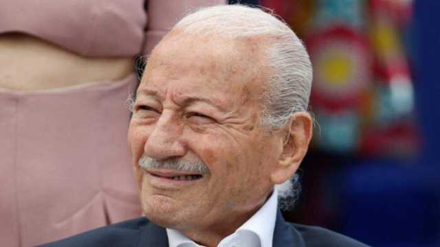 طارق الشناوي ناعيا المخرج الجزائري محمد الأخضر عن عمر 90 عاما: «رحل يوم عرسه»