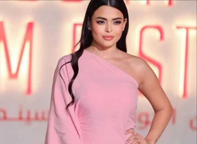 بعد اعتذار منة شلبي.. أسماء جلال تنضم لـ فيلم السلم والثعبان 2