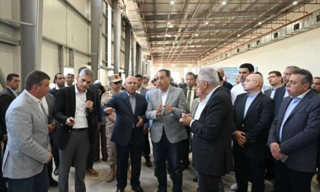 رئيس الوزراء يتفقد مصنع الشركة الوطنية المصرية لصناعات السكك الحديدية «نيرك»