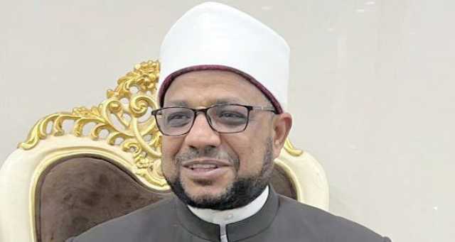 «أمين البحوث الإسلامية» يتابع جهود وعَّاظ الأزهر في توعية الحُجَّاج بمطار القاهرة
