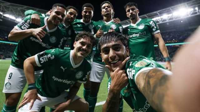 بالميراس يفوز على براجانتينو ويعزز صدارته للدوري البرازيلي