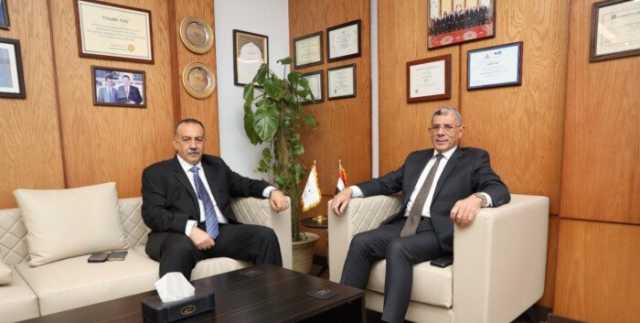 محافظ أسيوط يبحث إنشاء معهد بالمحافظة لتدريب شباب الصعيد على علوم الفضاء