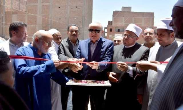 محافظ الأقصر يفتتح مسجد الحاج يوسف بدوي بحوض 18 ويؤدي صلاة الجمعة وسط الأهالي