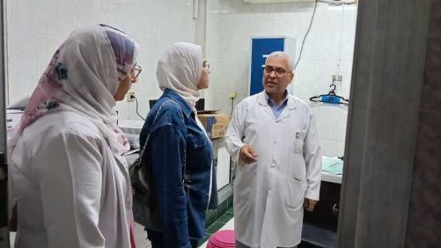مدير تأمين القليوبية تتابع ضمان الجودة وتحسين بيئة العمل بالعيادات والمستشفيات