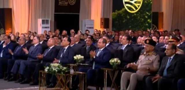 الرئيس السيسي يشهد عرضًا عن «مستقبل مصر القدرة والتنمية» ضمن فعاليات موسم حصاد القمح 2025