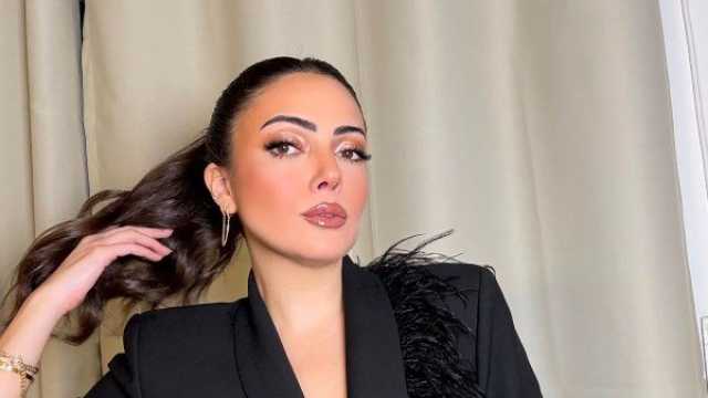 «عكس عكاس».. وئام مجدي تتعاقد على عمل سينمائي جديد