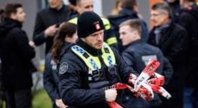 إصابة 12 شخصا في هجوم بسكين بمحطة قطارات بـ هامبورج الألمانية.. واعتقال المشتبه به