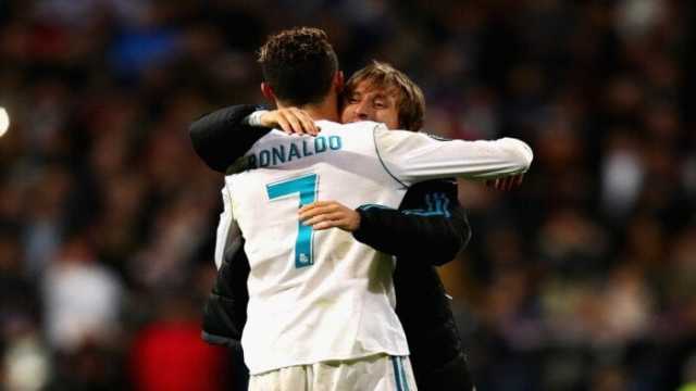 بـ«رسالة مؤثرة».. كريستيانو رونالدو يودع لوكا مودريتش بعد رحيله عن ريال مدريد