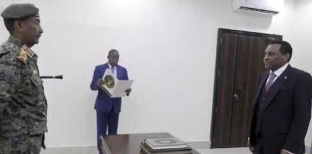 بعد توليه رئاسة الحكومة السودانية.. من هو كامل إدريس؟