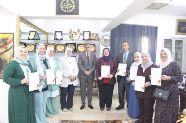 وكيل تعليم الجيزة يكرم مدربي برنامج TEA التابع للمركز الثقافي البريطاني