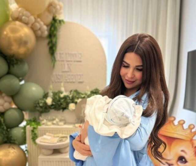 الإعلامية أميرة بدر تحتفل بقدوم مولودها الجديد وتطلق عليه اسم هارون
