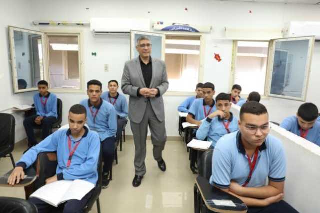 محافظ الجيزة يتفقد فرع التأمين الصحي بالسادس من أكتوبر لمتابعة الخدمات المقدمة للمواطنين