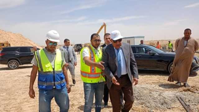 وزير الكهرباء يتفقد تنفيذ أعمال خط الربط المصري السعودي