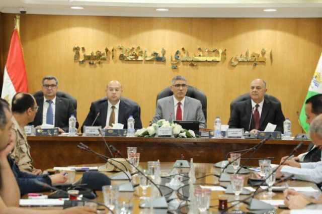 محافظ الجيزة يوجه باتخاذ إجراءات احترازية لتحصين شوادر وأسواق الماشية استعدادًا لعيد الأضحي