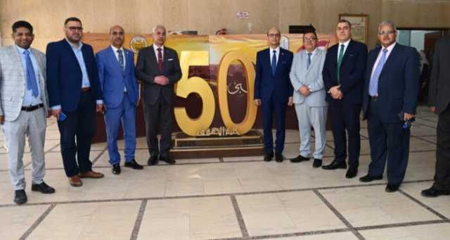 رئيس جامعة أسيوط يفتتح أعمال تطوير المقرات الإدارية بكلية الحقوق