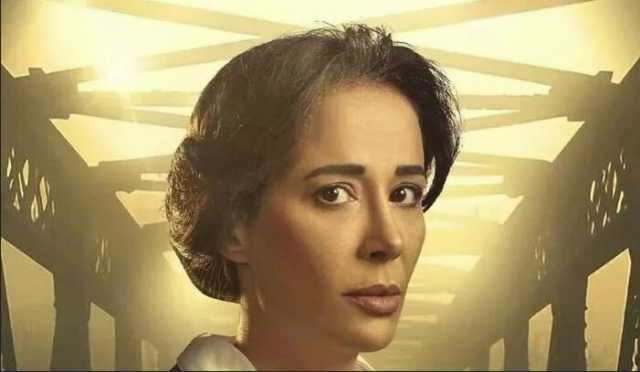 «السادة الأفاضل».. دينا ماهر تتعاقد على عمل فني جديد