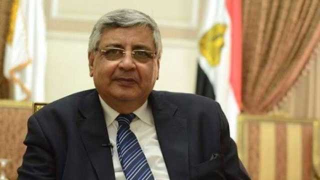 عوض تاج الدين يكشف مفاجأة بشأن منظومة التأمين الصحي الشامل
