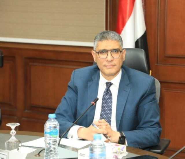 محافظ الجيزة: وقف إجازات الأطباء البيطريين والعاملين بالمجازر والتفتيش خلال العيد
