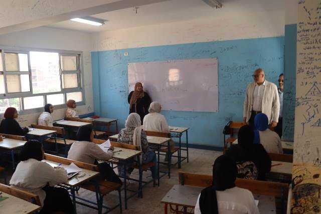 الجبر والدراسات يرسمان البهجة على وجوه طلاب الإعدادية في القليوبية