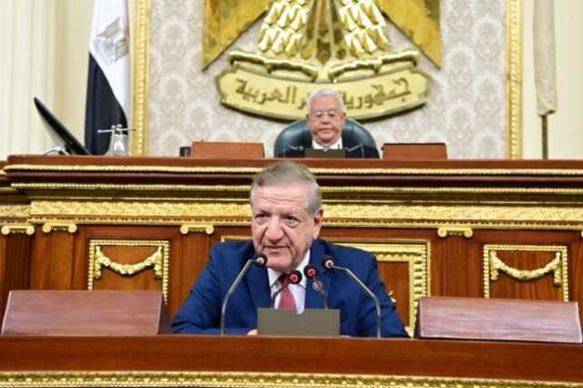 «النواب» يوافق على زيادة الضريبة على السجائر والكحوليات