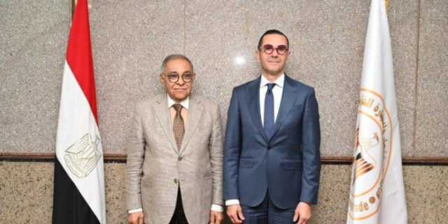 وزير الاستثمار يتسلم تجديد شهادة المواصفة القياسية الدولية لنظام إدارة المؤسسات التدريبية