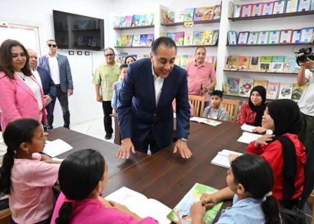 رئيس الوزراء يتفقد مشروع كتابك الثقافي بقرية زاوية صقر بالبحيرة