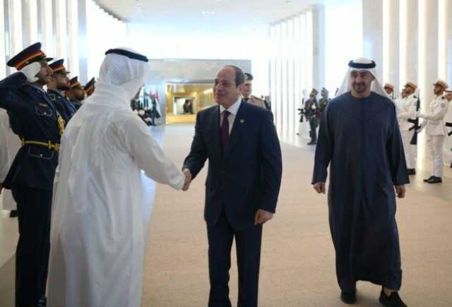 رئيس دولة الإمارات يستقبل الرئيس السيسي ويتوجهان إلى قصر الشاطئ