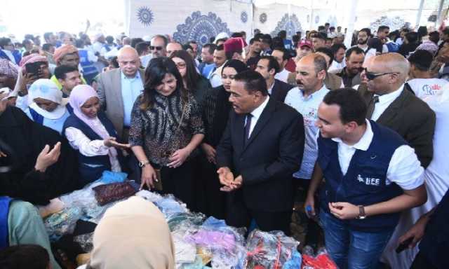 التحالف الوطني يقدم مساعدات وقافلة غذائية تستفيد منها 13 ألف أسرة بمطروح