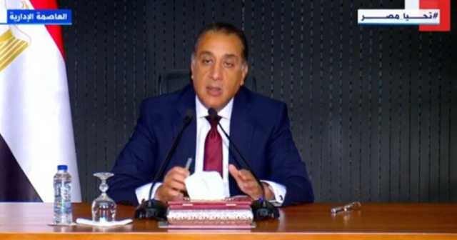 رئيس الوزراء يحذر التجار من أي محاولات لافتعال أزمات تتعلق بأسعار السلع