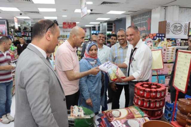 غلق وتشميع مركز حضانات وعيادات مخالفة في بني سويف
