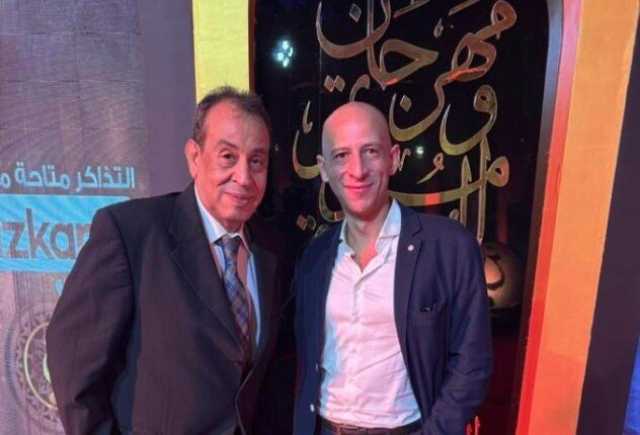 «حبيبي ونور عيني».. صلاح الشرنوبي يرثي نجله بهذه الكلمات