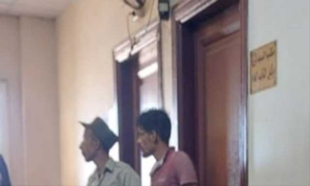 و أمرت النيابة العامة بحبس مالك السيارة المتسببة في حادث الطريق الإقليمي بمحافظة المنوفية لتمكينه المتهم من قيادتها رغم علمه بعدم حيازته رخصة تجيز له قيادة تلك المركبة. جاء ذلك في إطار التحقيقات التي تجريها النيابة العامة في الحادث المروري المروع الذي وقع
