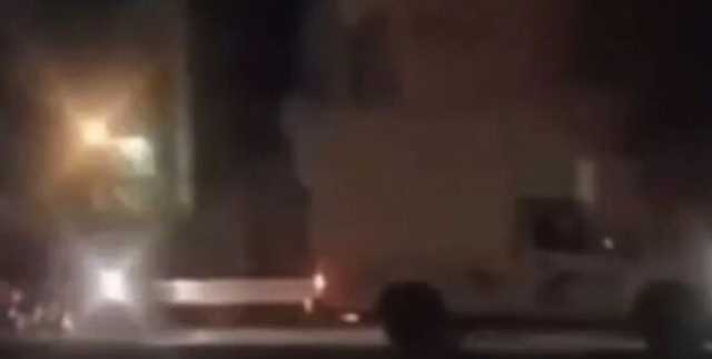 وسط إطلاق نار.. الأمن الإيرانى يطارد سيارة شحن تابعة للموساد الإسرائيلى (فيديو)