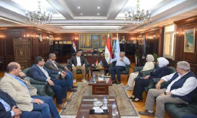 وزير الإسكان ومحافظ الإسكندرية يبحثان ملفات التعاون والمشروعات المشتركة