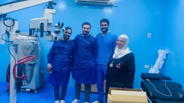 تزويد مستشفى الرمد ببنها بميكروسكوب جراحي جديد