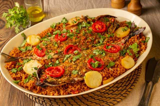 لعشاق الأطباق البحرية.. طريقة عمل سمك بوري سنجاري مع الأرز الصيادية